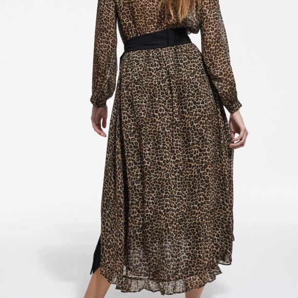 🐆🖤 NWT The Kooples Button-Down Leopard Print Maxi Dress | Fluid Viscose $450! - Picture 4 of 12
